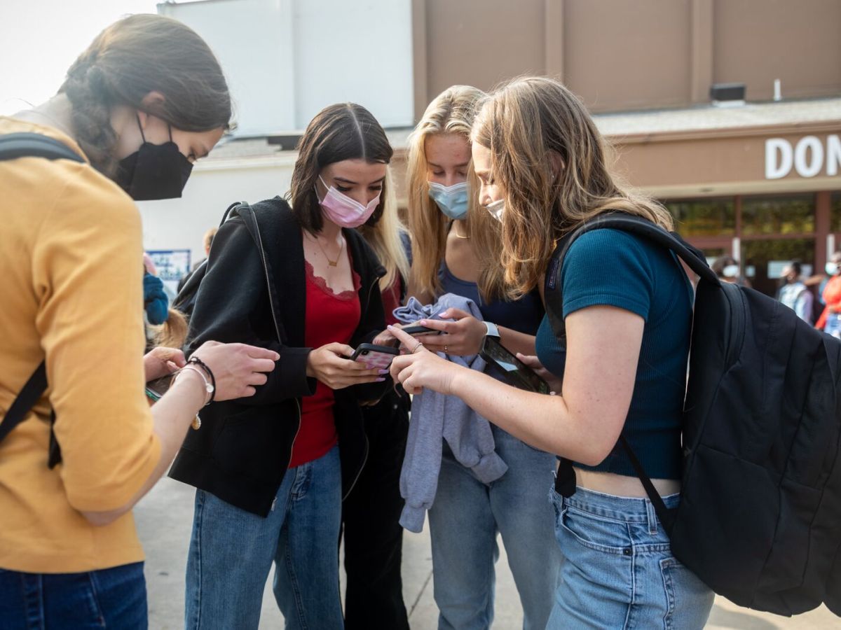 Berkeley school board considers lifting some COVID restrictions as omicron surge recedes